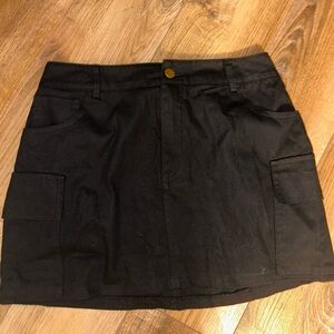 Cargo mini skirt NWOT